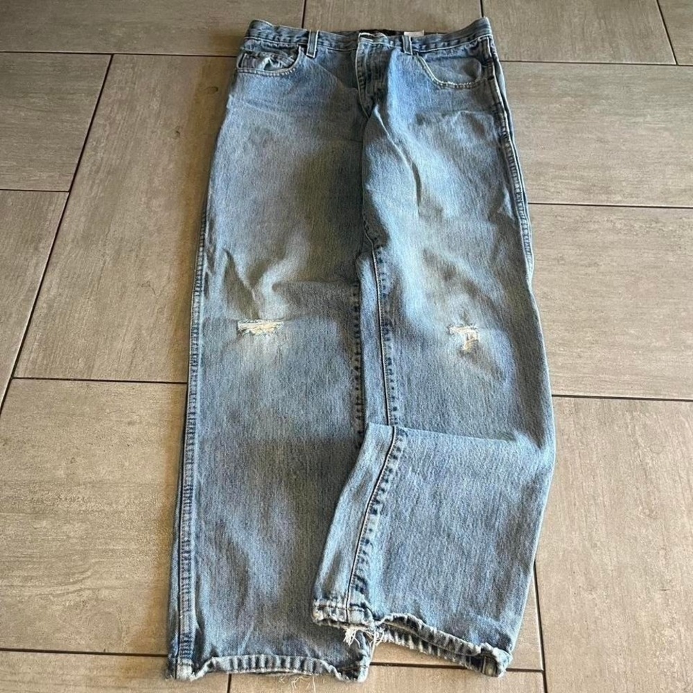RedHead Classic Fit Jeans Light Wash Distressed Blue Denim 32 x 29